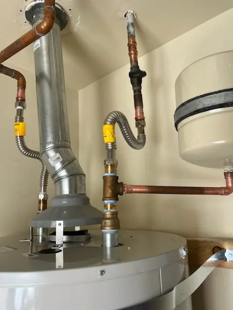 Water heater installation and plumbing repair in Addison Heights